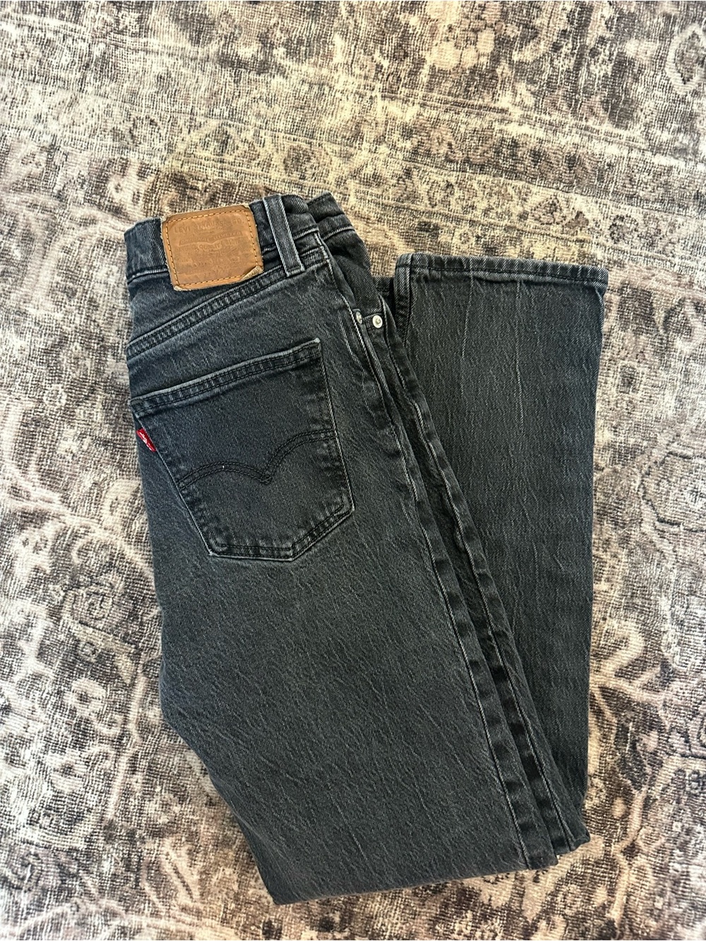 Levi's Women’s Black Washed Straight-Leg Jeans